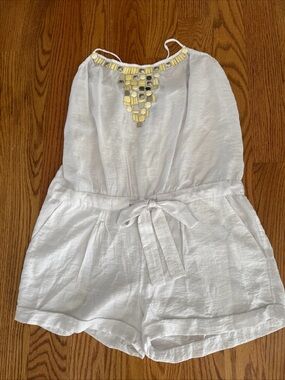 BCBGMaxAzria White Linen-Style Embellished Romper with Yellow Accents